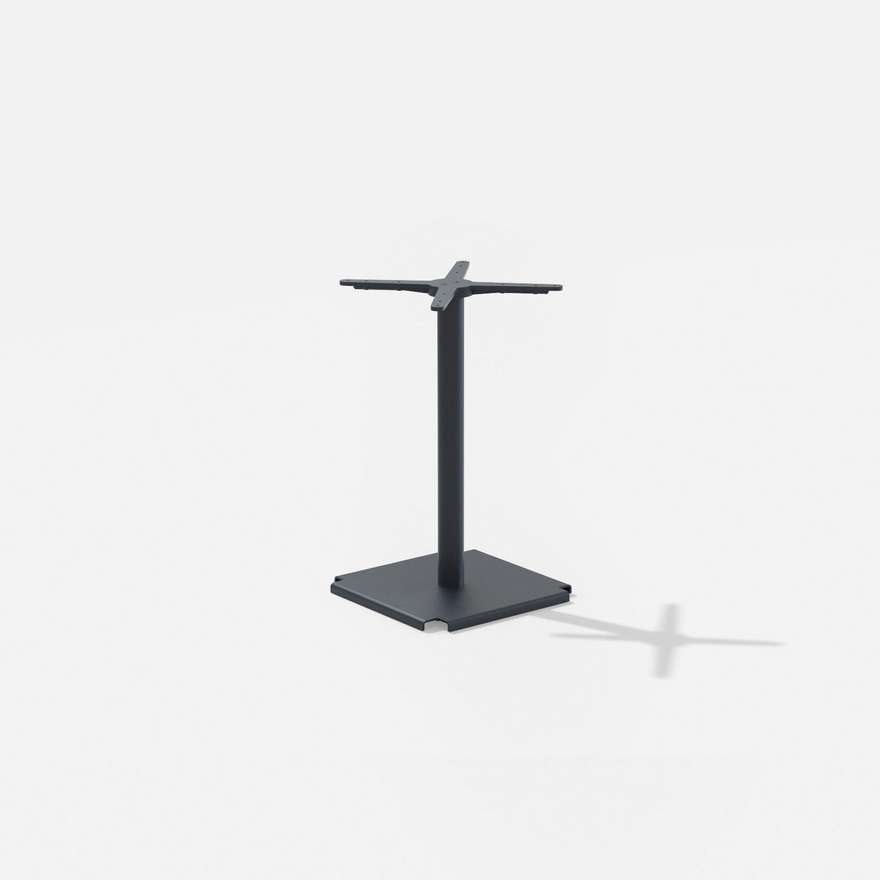Tops and bases - Omnia Selection | Central column base Cross